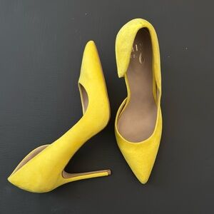 Mix No. 6 Yellow Heels